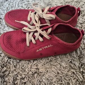 Astral Red Water Shoes Womens Size 9 River Kayak Paddleboard Outdoor